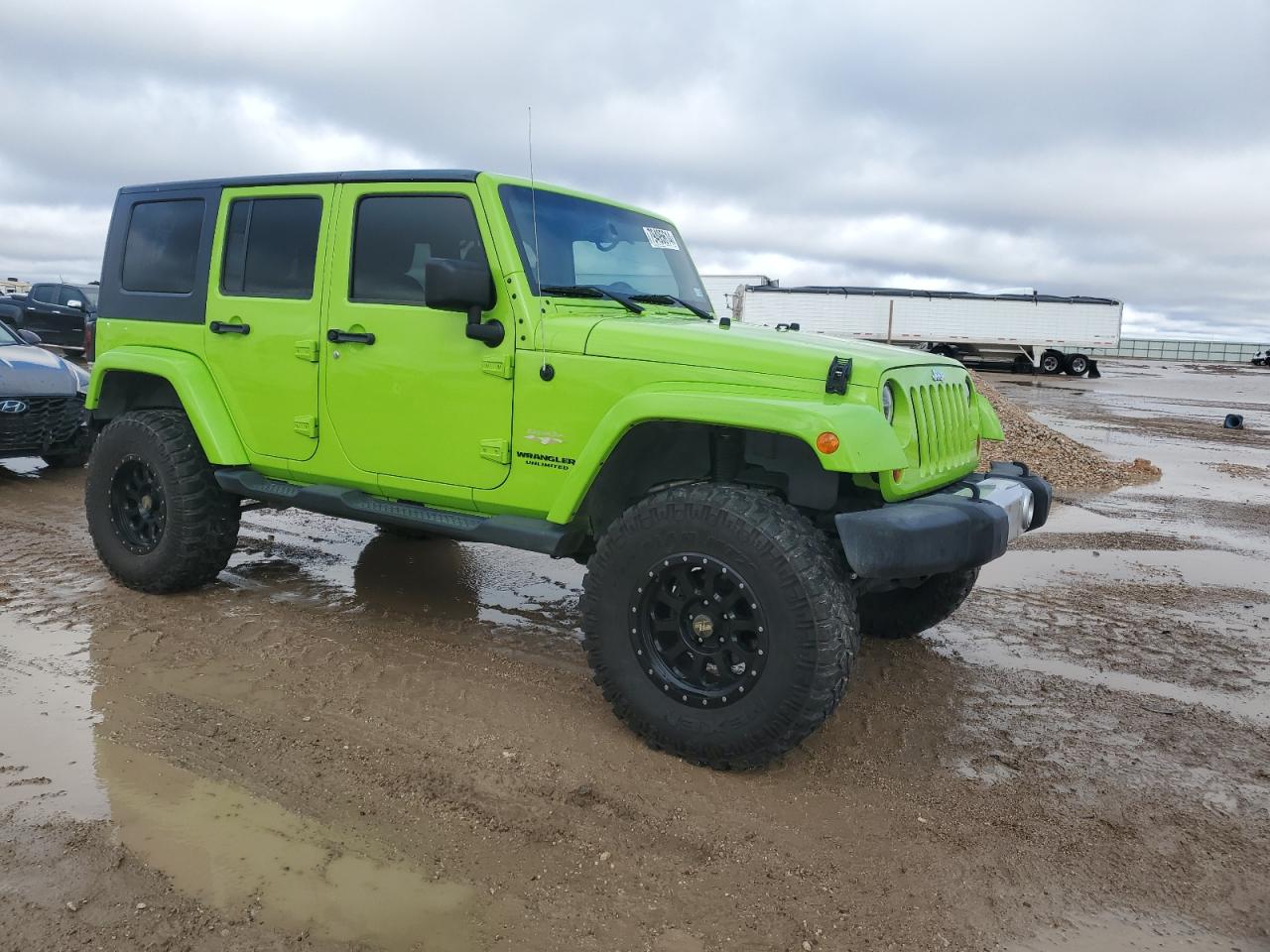 2013 Jeep Wrangler Unlimited Sahara VIN: 1C4BJWEGXDL560403 Lot: 79495614