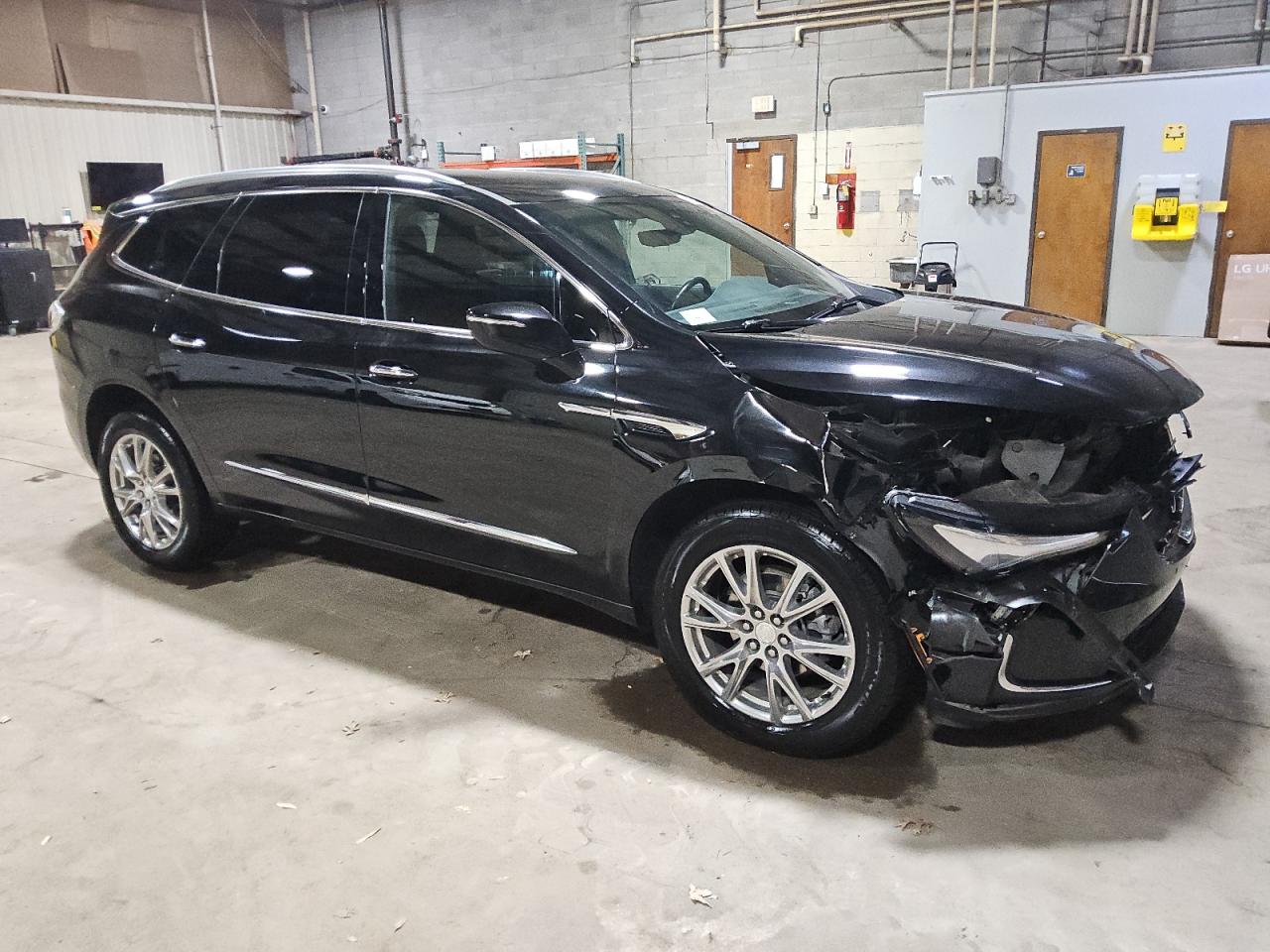 5GAEVBKW2NJ131745 2022 Buick Enclave Premium