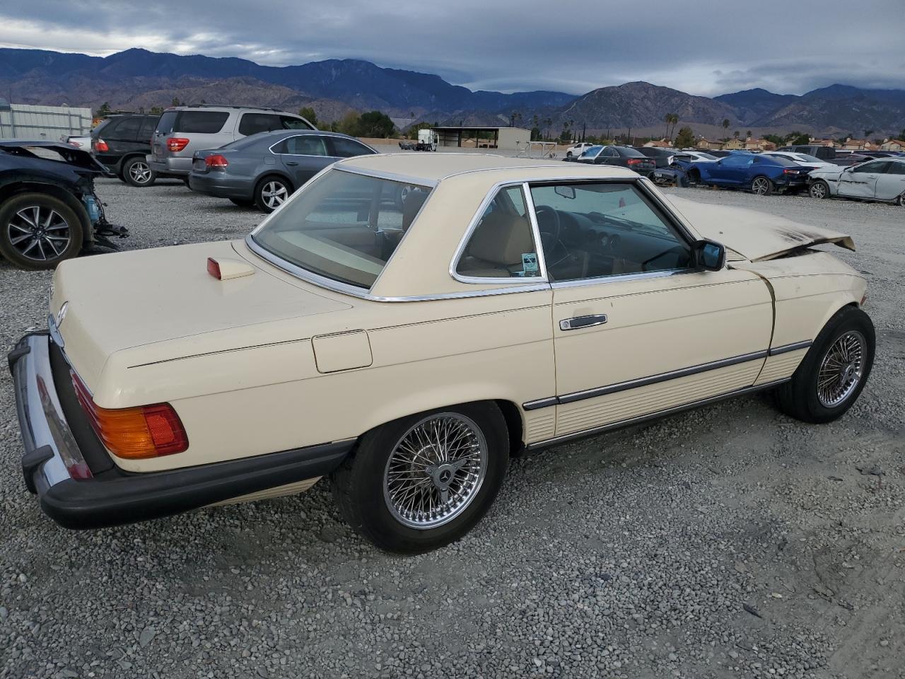 1986 Mercedes-Benz 560 Sl VIN: WDBBA48D9GA042092 Lot: 82438564