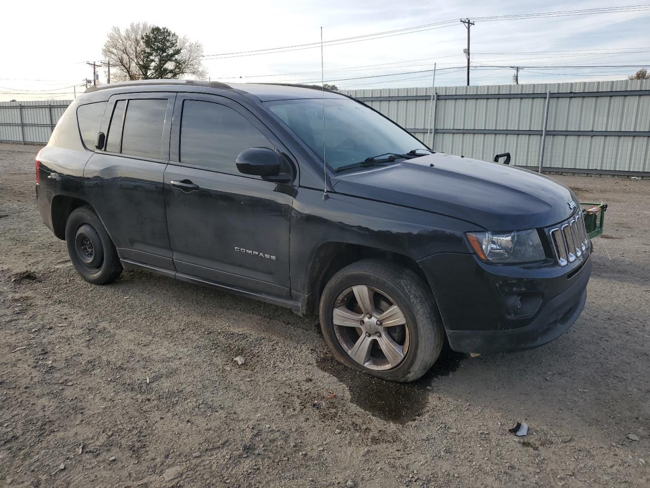 2015 Jeep Compass Latitude VIN: 1C4NJDEB3FD370736 Lot: 78718223