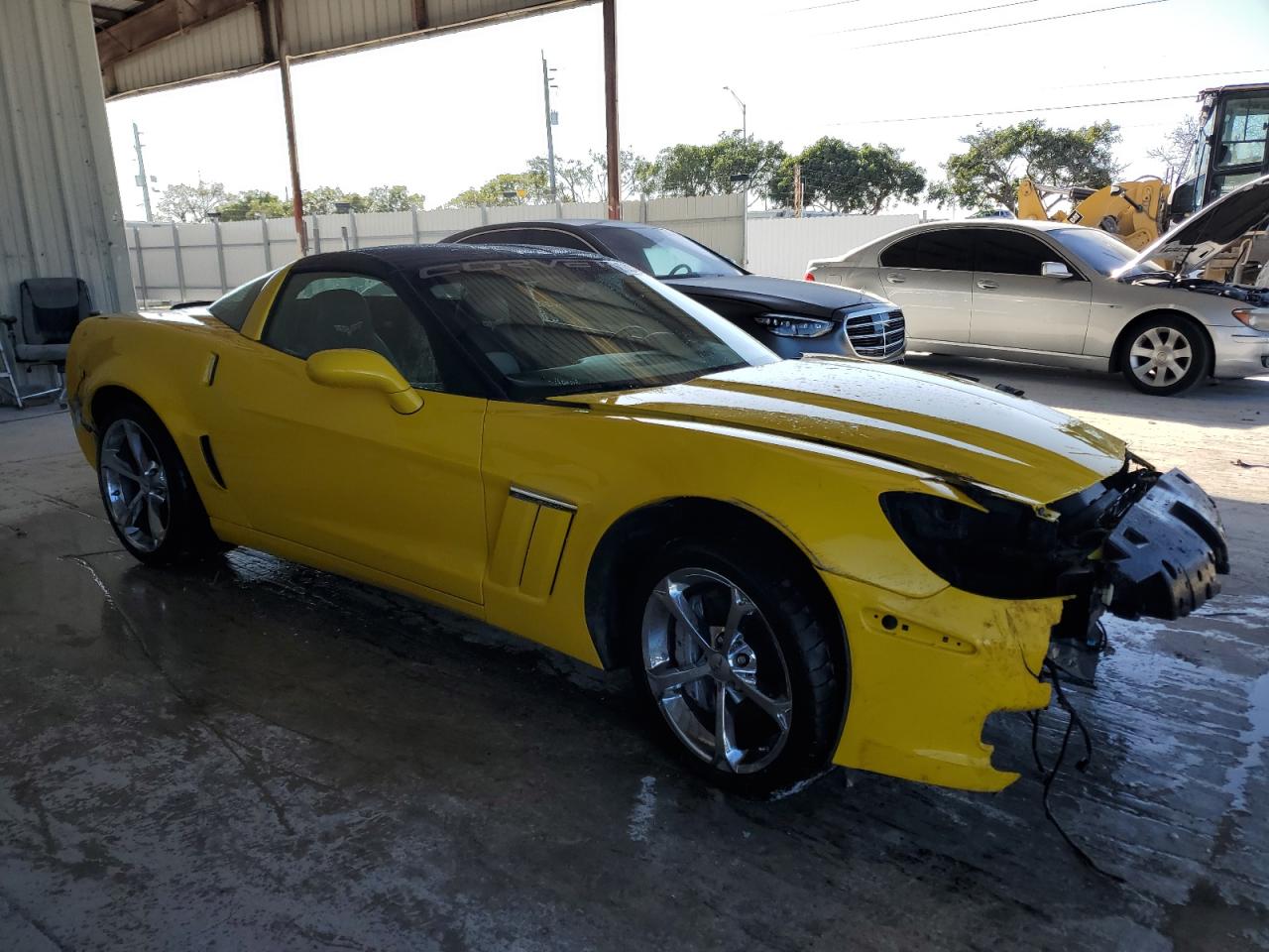 1G1YV2DW9B5102104 2011 Chevrolet Corvette Grand Sport