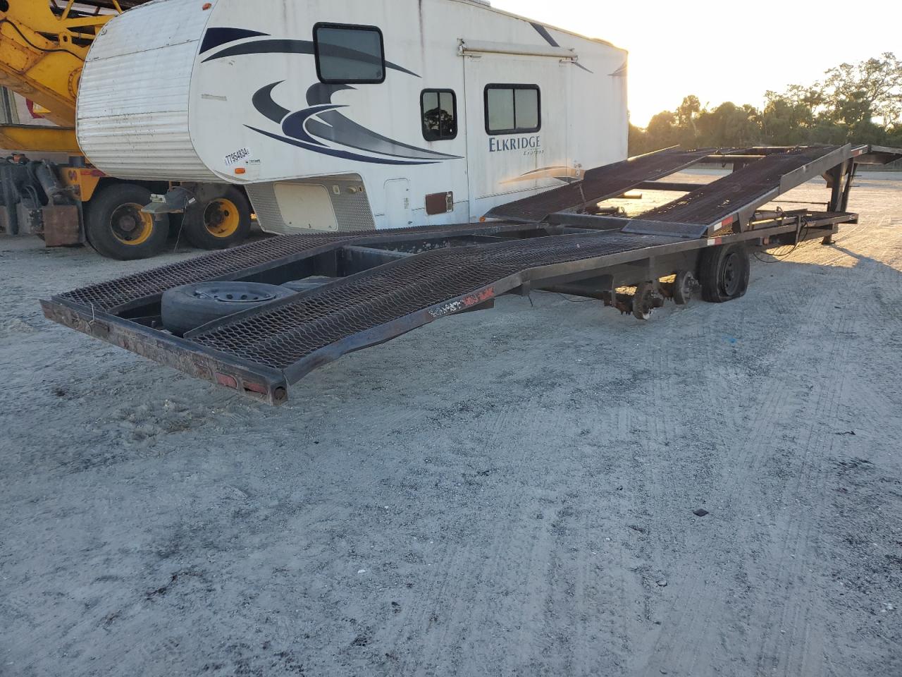 5VGFE47398L002084 2008 Utility Trailer