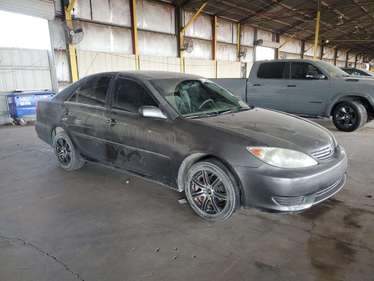 2005 Toyota Camry Le VIN: 4T1BE32K55U961635 Lot: 86875594