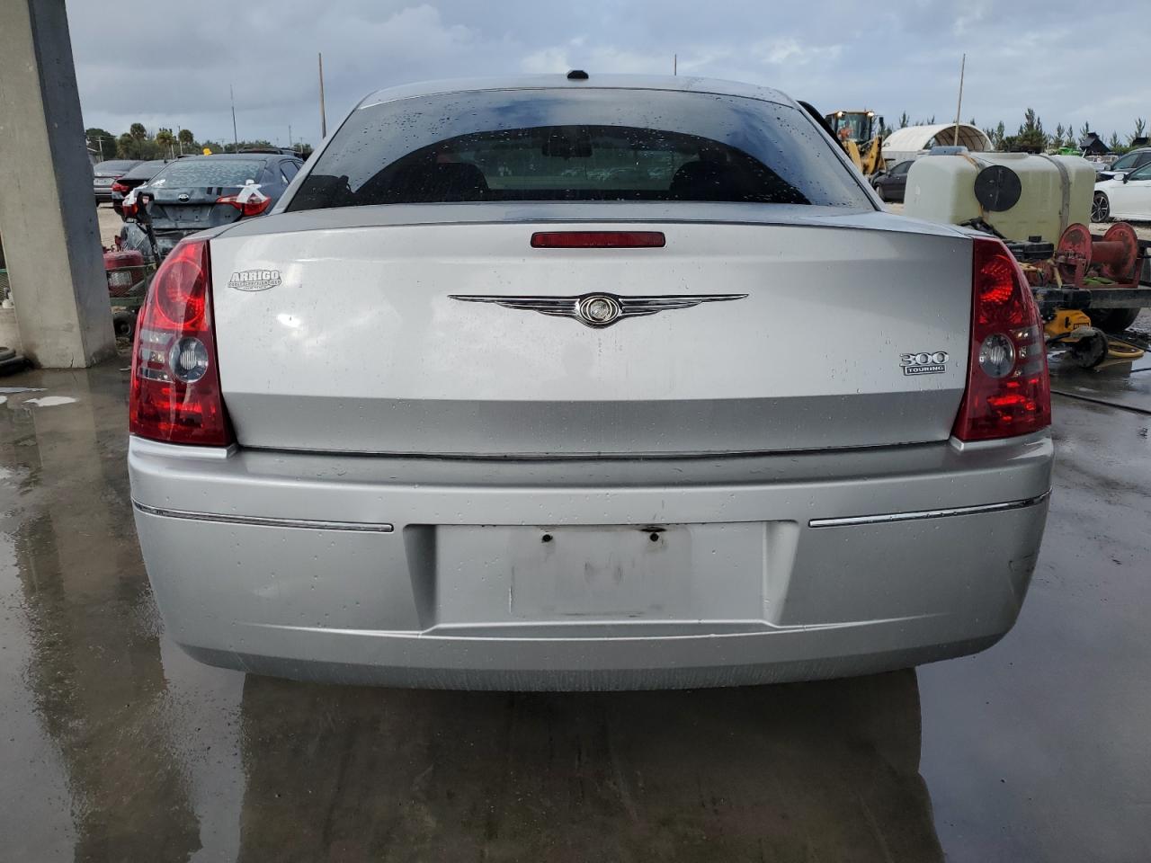 2009 Chrysler 300 Touring VIN: 2C3KA53V99H623009 Lot: 85925754