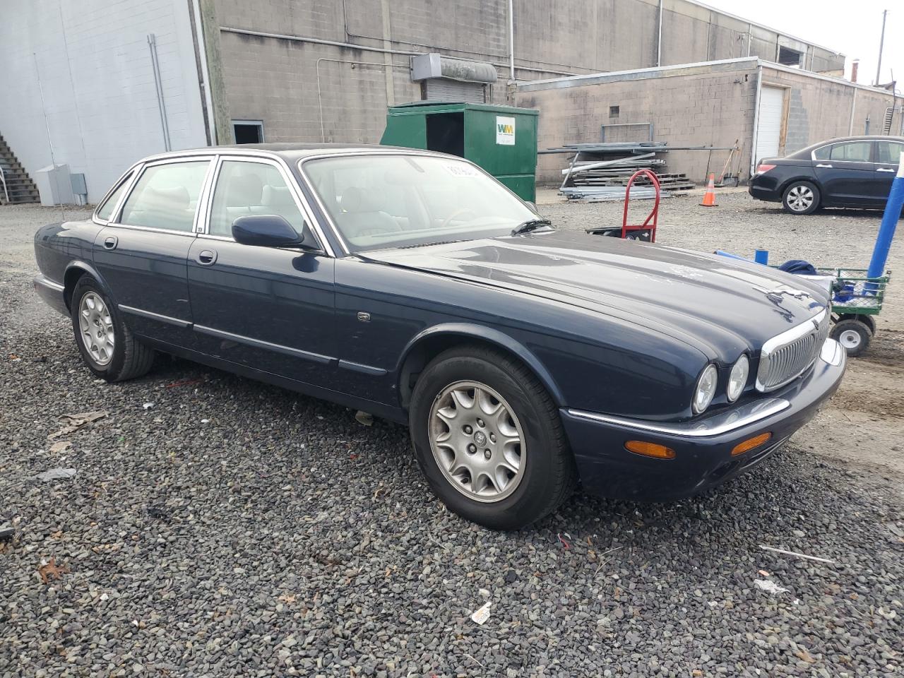 SAJDA14C41LF38763 2001 Jaguar Xj8