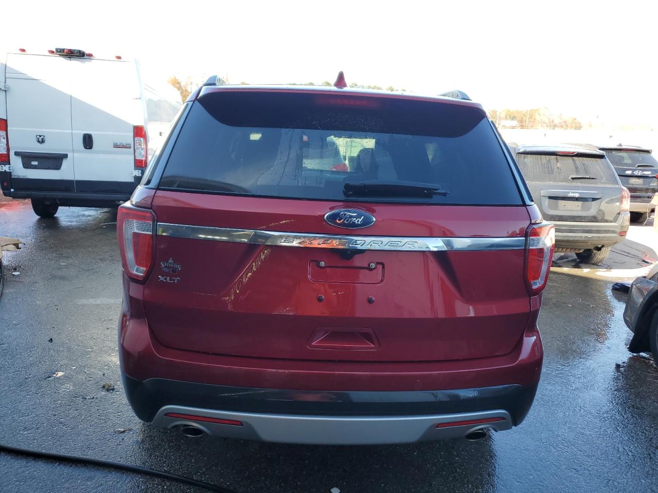 1FM5K7D80HGE32871 2017 Ford Explorer Xlt