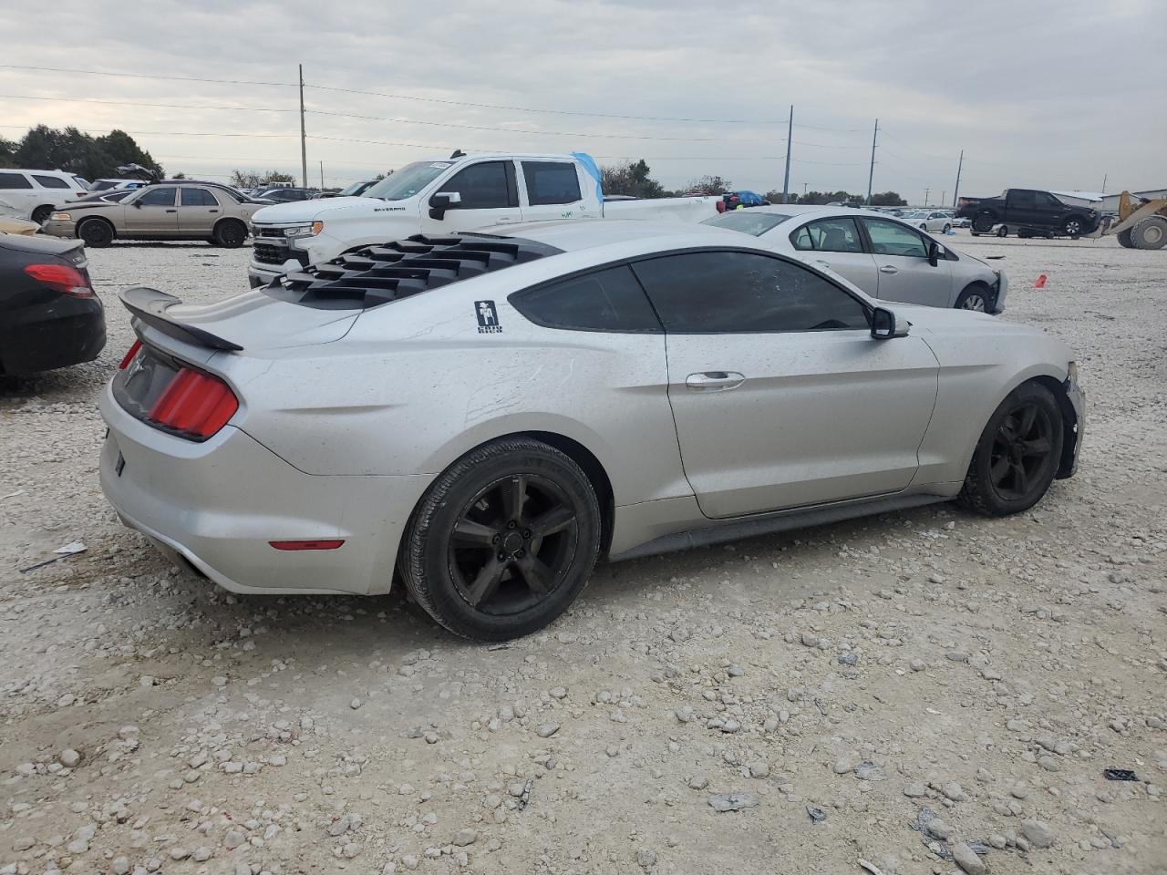 1FA6P8AM8F5329682 2015 Ford Mustang