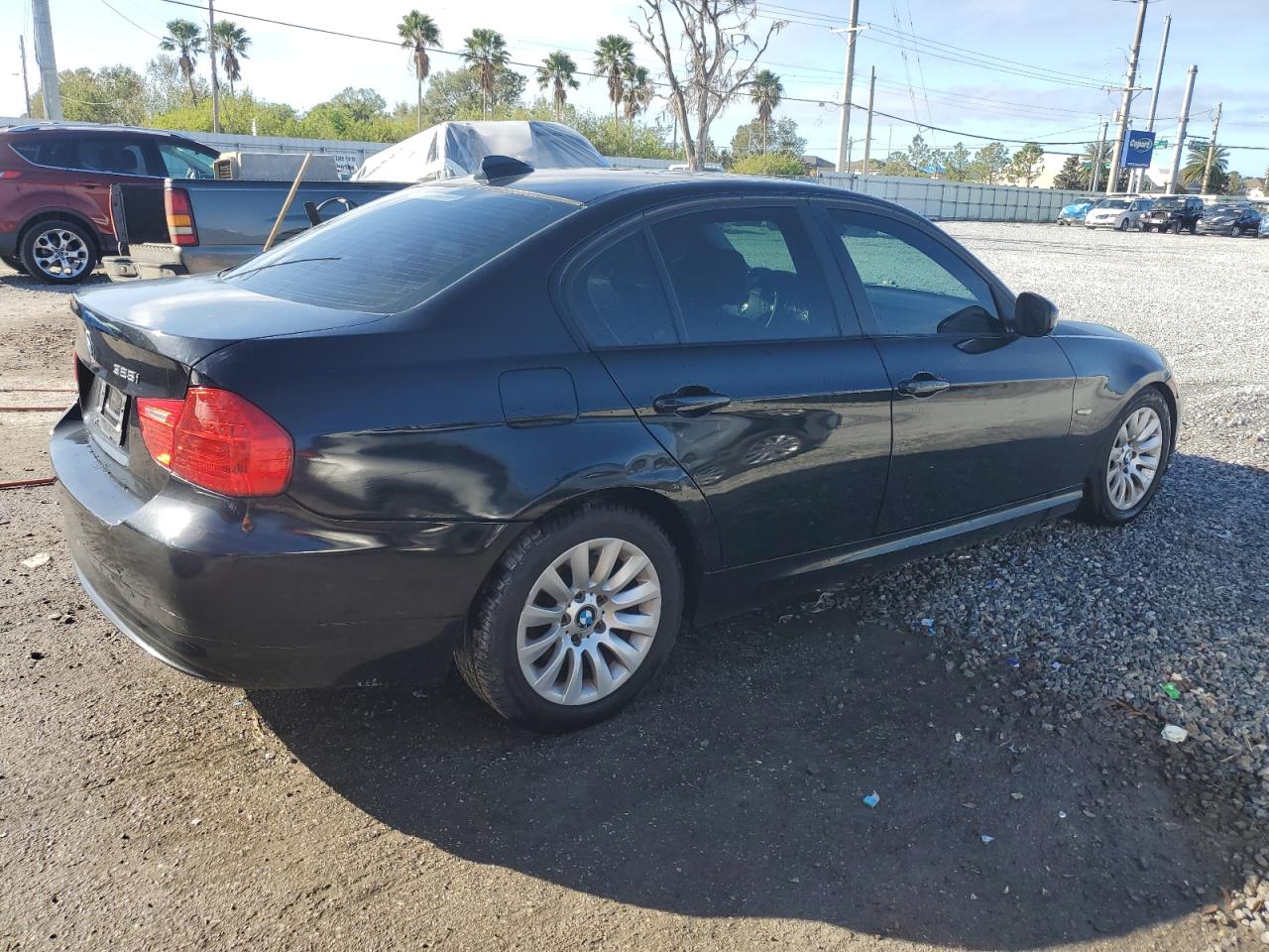 WBAPH73579A172795 2009 BMW 328 I