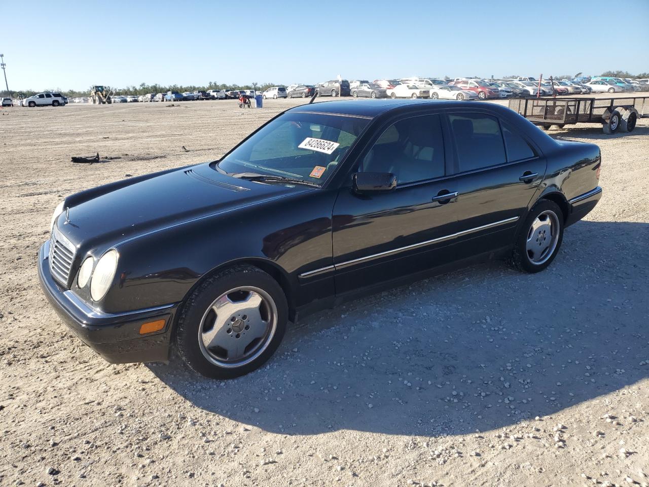 1998 Mercedes-Benz E 320 VIN: WDBJF65F3WA663759 Lot: 84286624