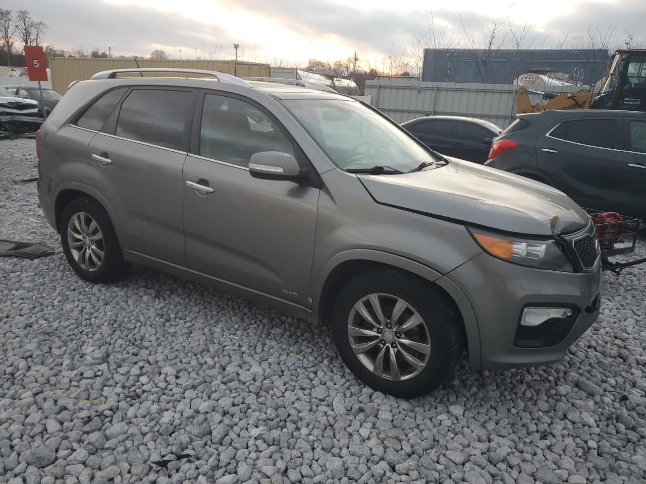 2013 Kia Sorento Sx VIN: 5XYKWDA25DG409447 Lot: 82895194