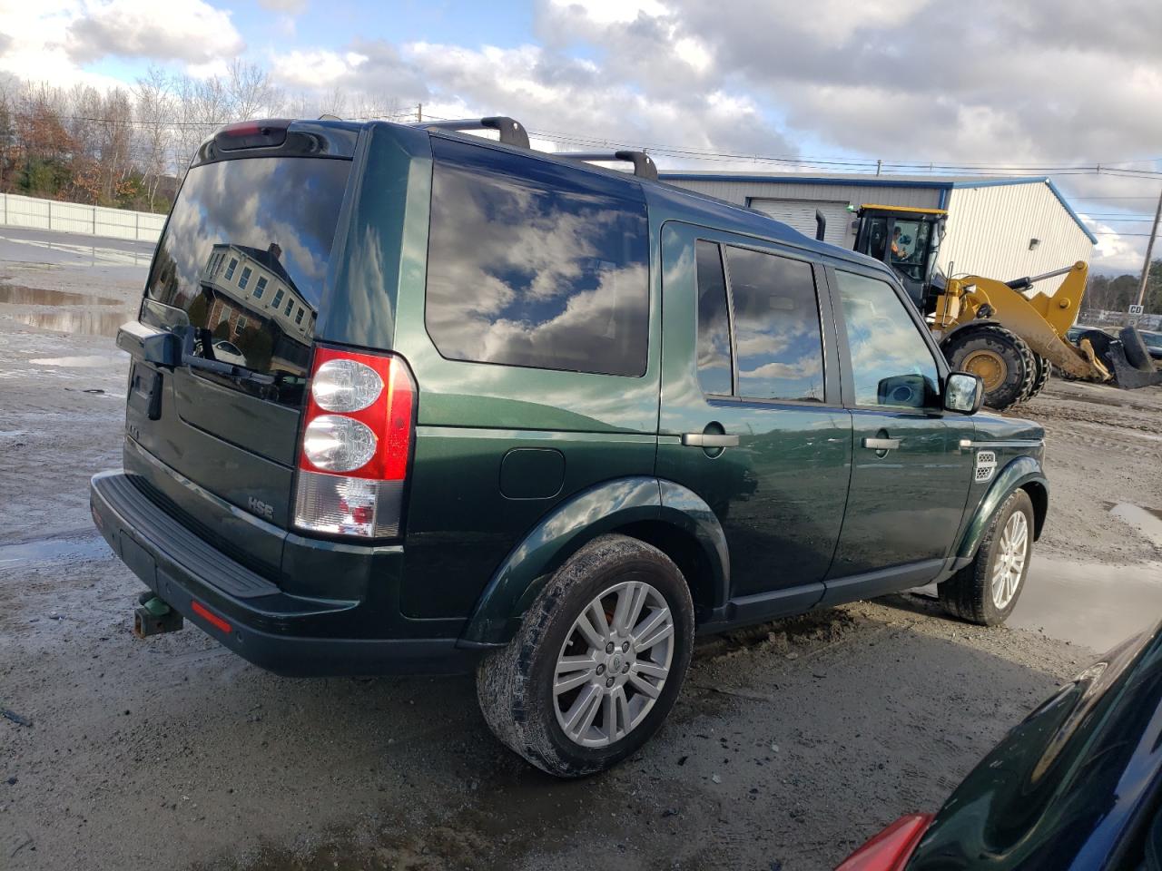 SALAG2D46BA561057 2011 Land Rover Lr4 Hse