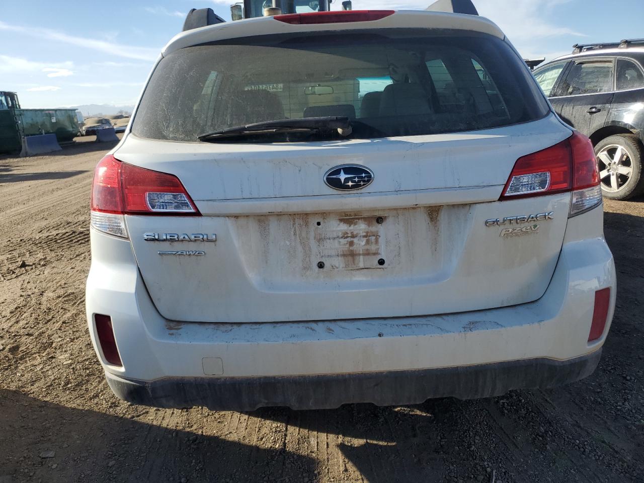 2011 Subaru Outback 2.5I VIN: 4S4BRBAC4B3380153 Lot: 84761404