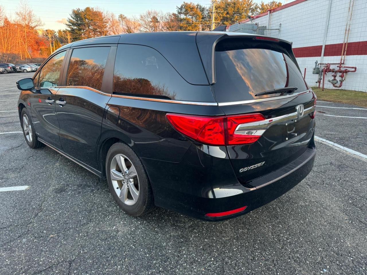 2019 Honda Odyssey Ex VIN: 5FNRL6H78KB125979 Lot: 87329574