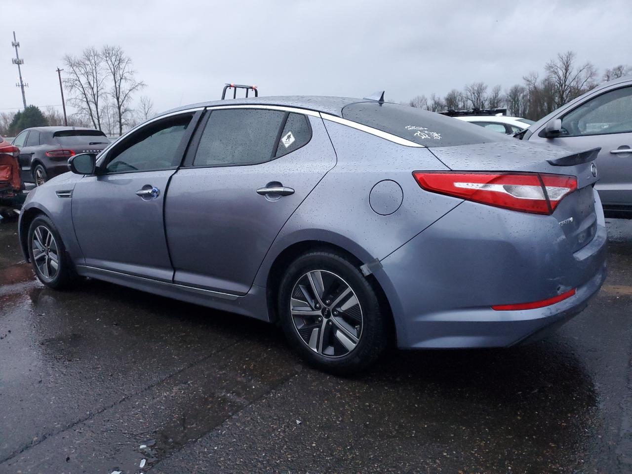 2011 Kia Optima Hybrid VIN: KNAGM4AD2B5002654 Lot: 86924204