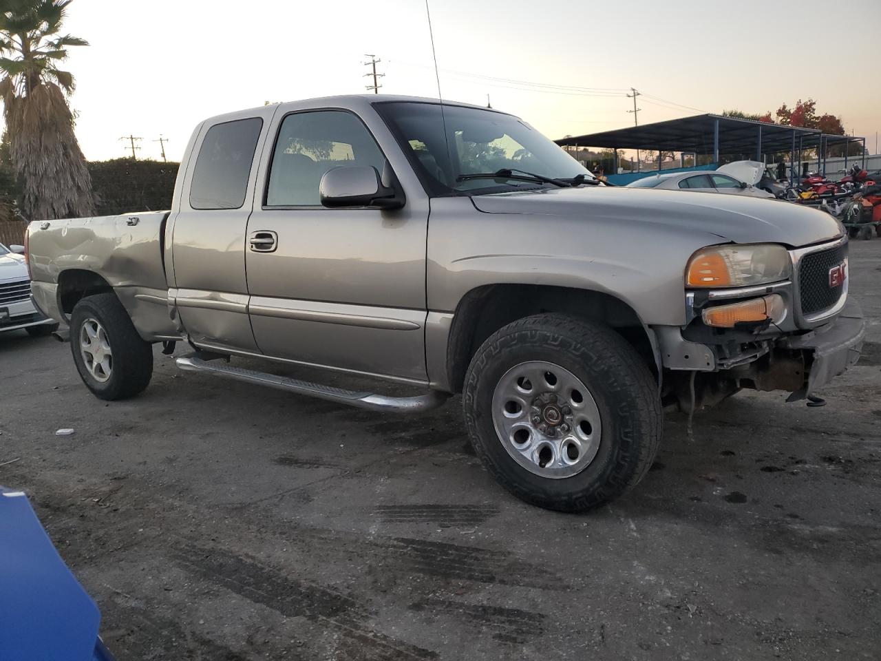 2GTEK69U811232943 2001 GMC Sierra K1500 C3