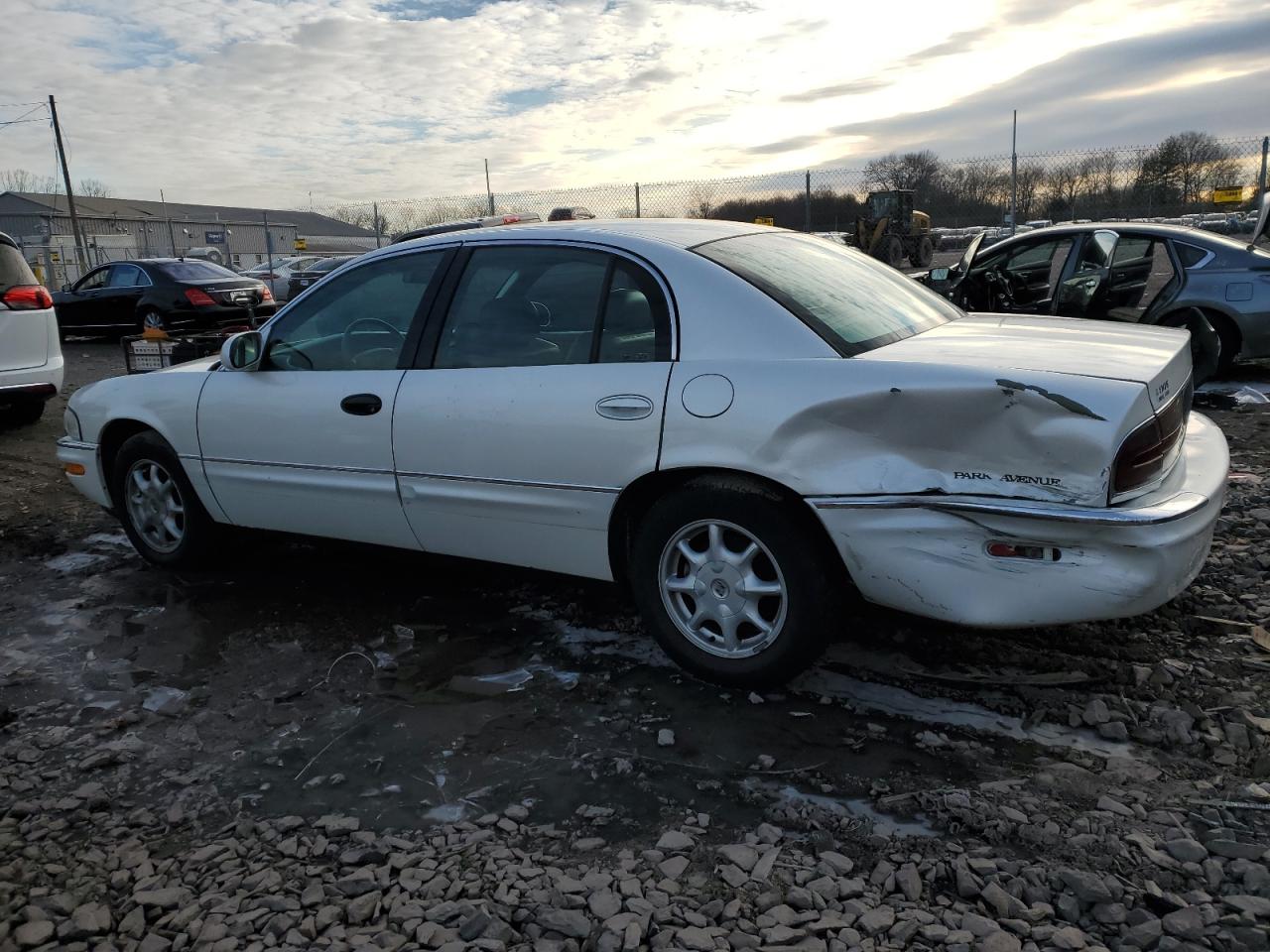 1G4CW52K6Y4112907 2000 Buick Park Avenue