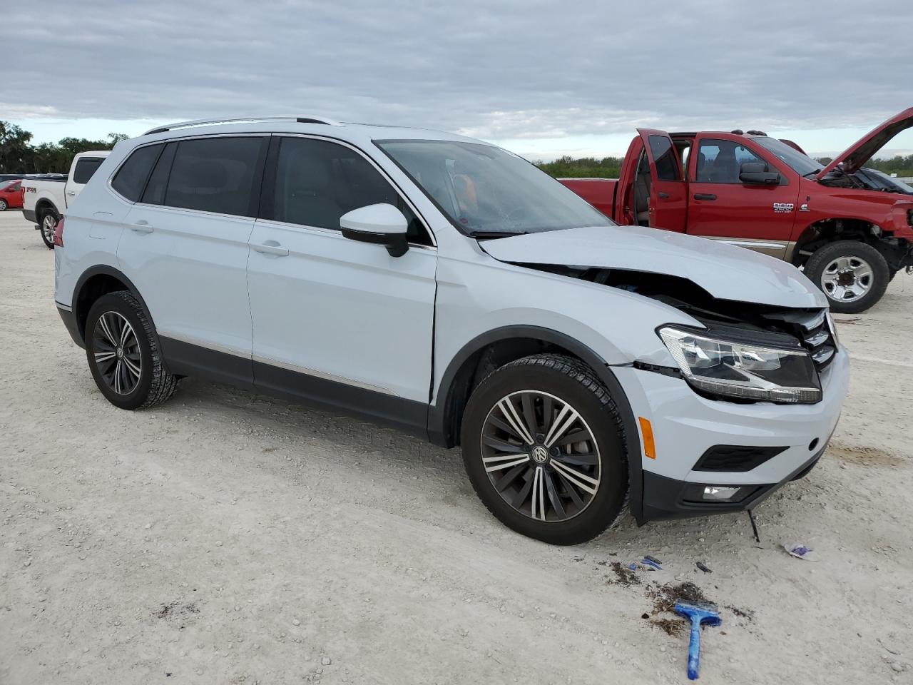 2018 Volkswagen Tiguan Se VIN: 3VV3B7AX0JM192032 Lot: 83778364