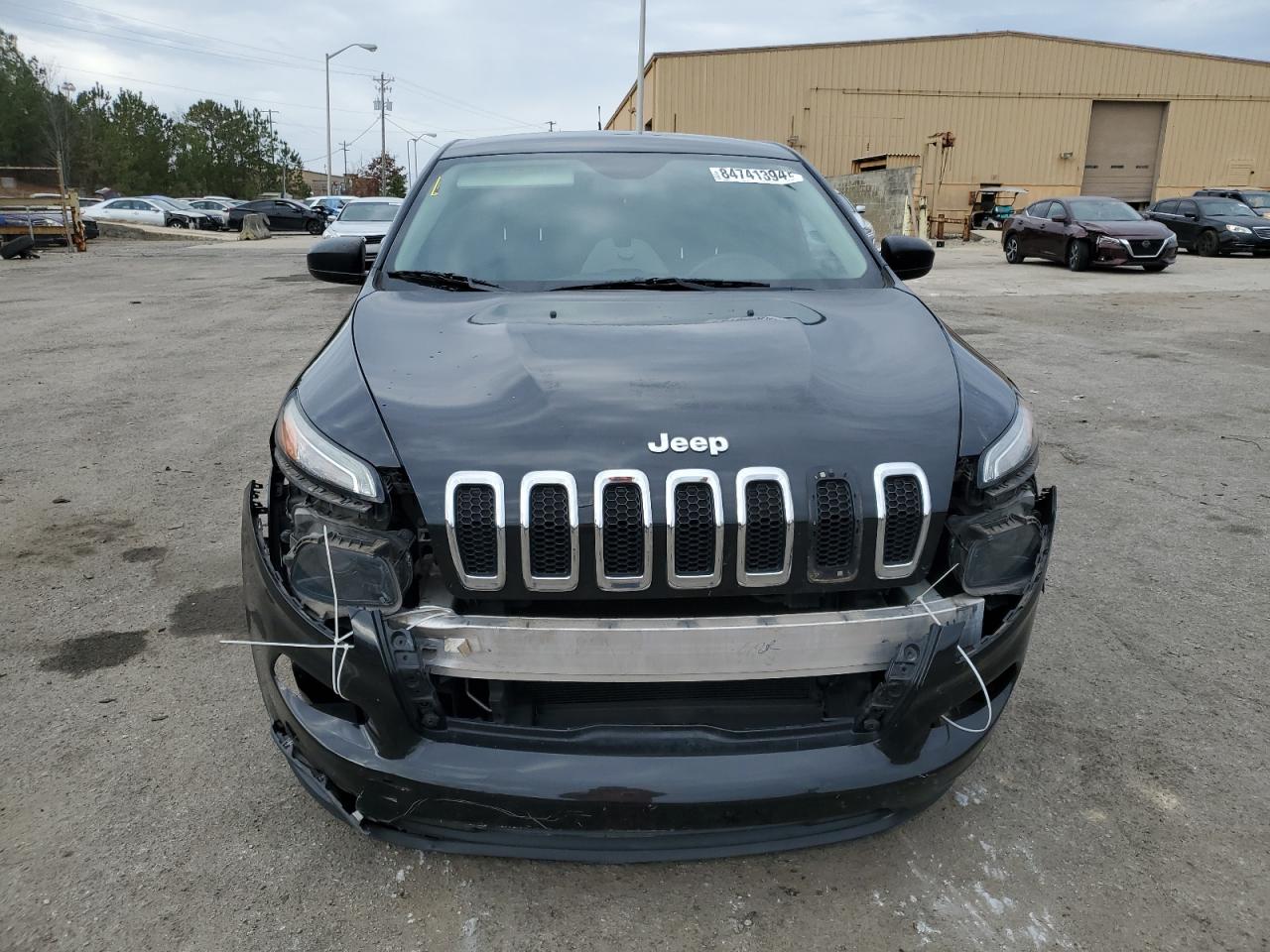 2015 Jeep Cherokee Sport VIN: 1C4PJLAB8FW723159 Lot: 84741394