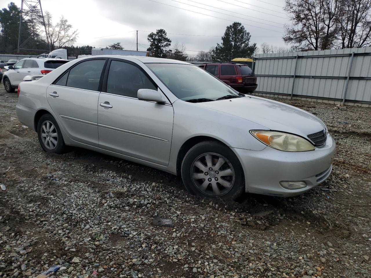 2004 Toyota Camry Le VIN: 4T1BF30K64U587146 Lot: 85320544