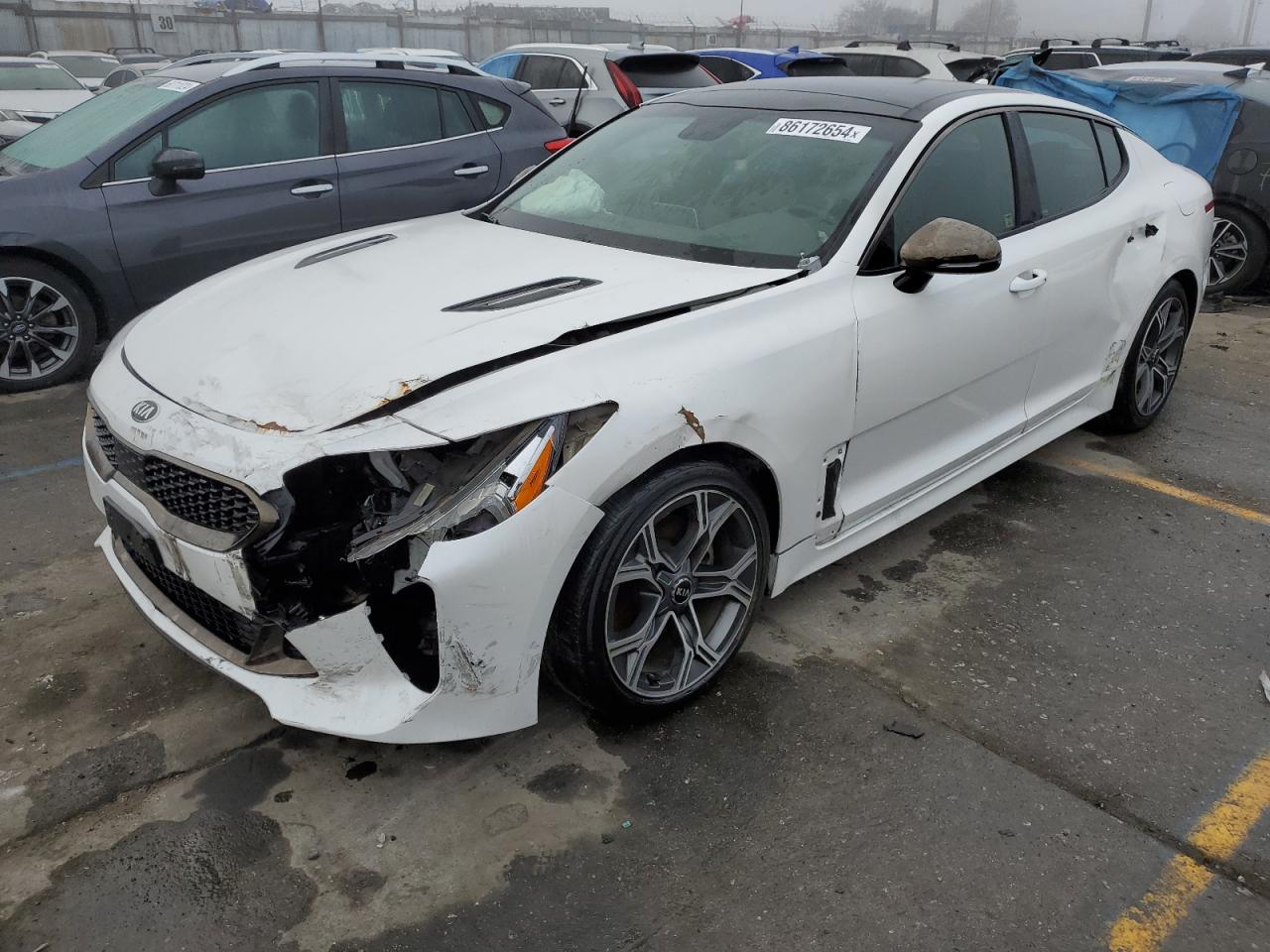 KNAE15LA8L6083745 2020 Kia Stinger