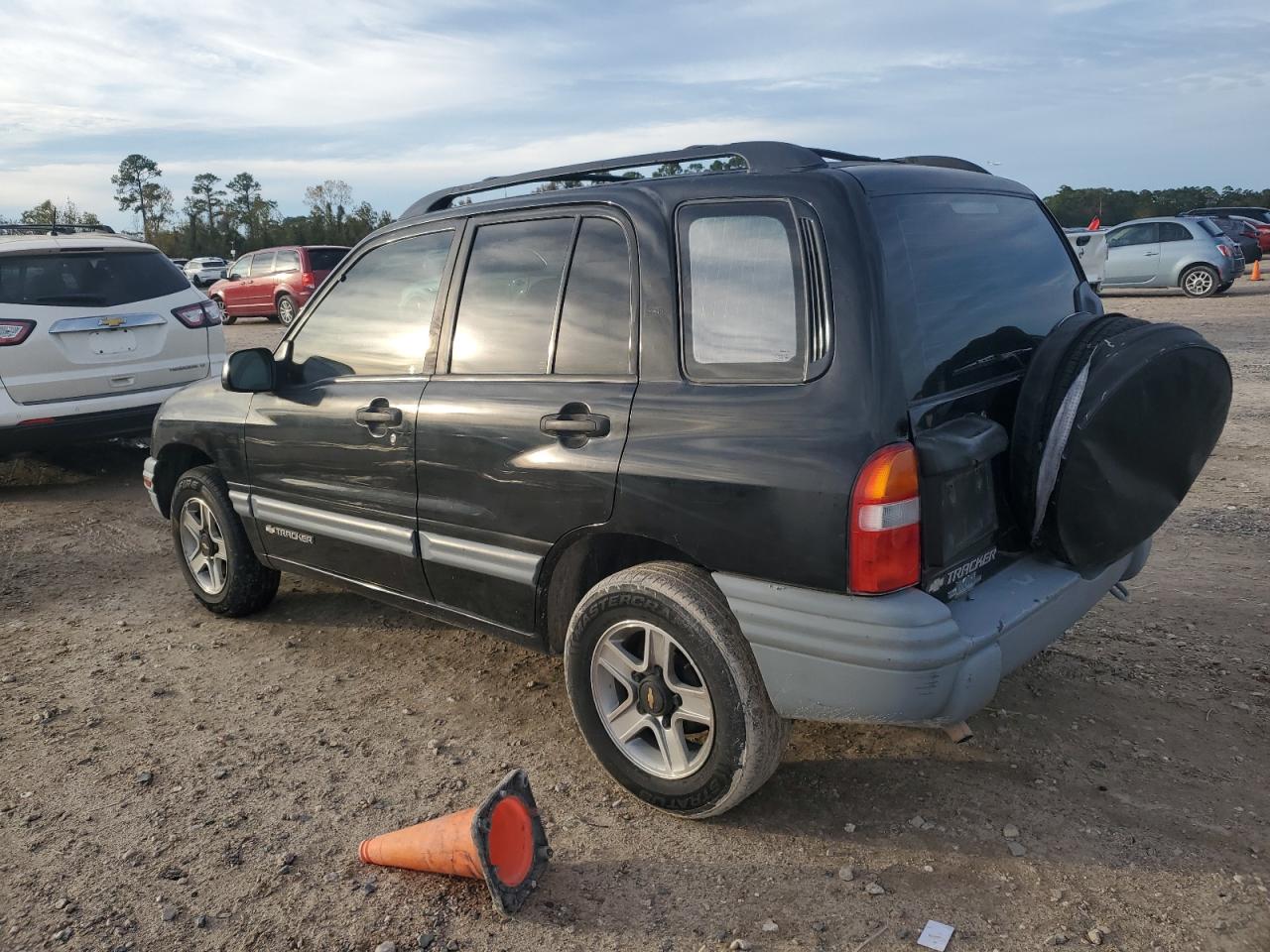 2002 Chevrolet Tracker VIN: 2CNBE13CX26900951 Lot: 83871514