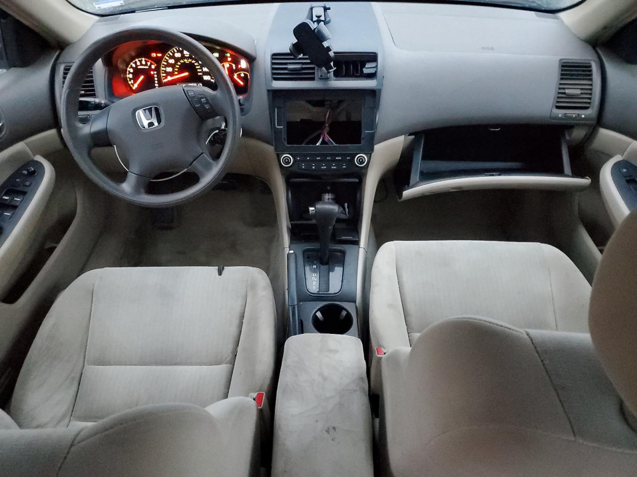 1HGCM56495A074934 2005 Honda Accord Lx