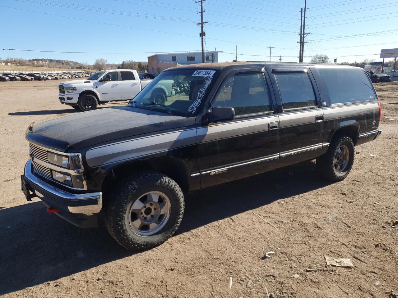 1993 Chevrolet Suburban K1500 VIN: 1GBFK16K8PJ357857 Lot: 84077364