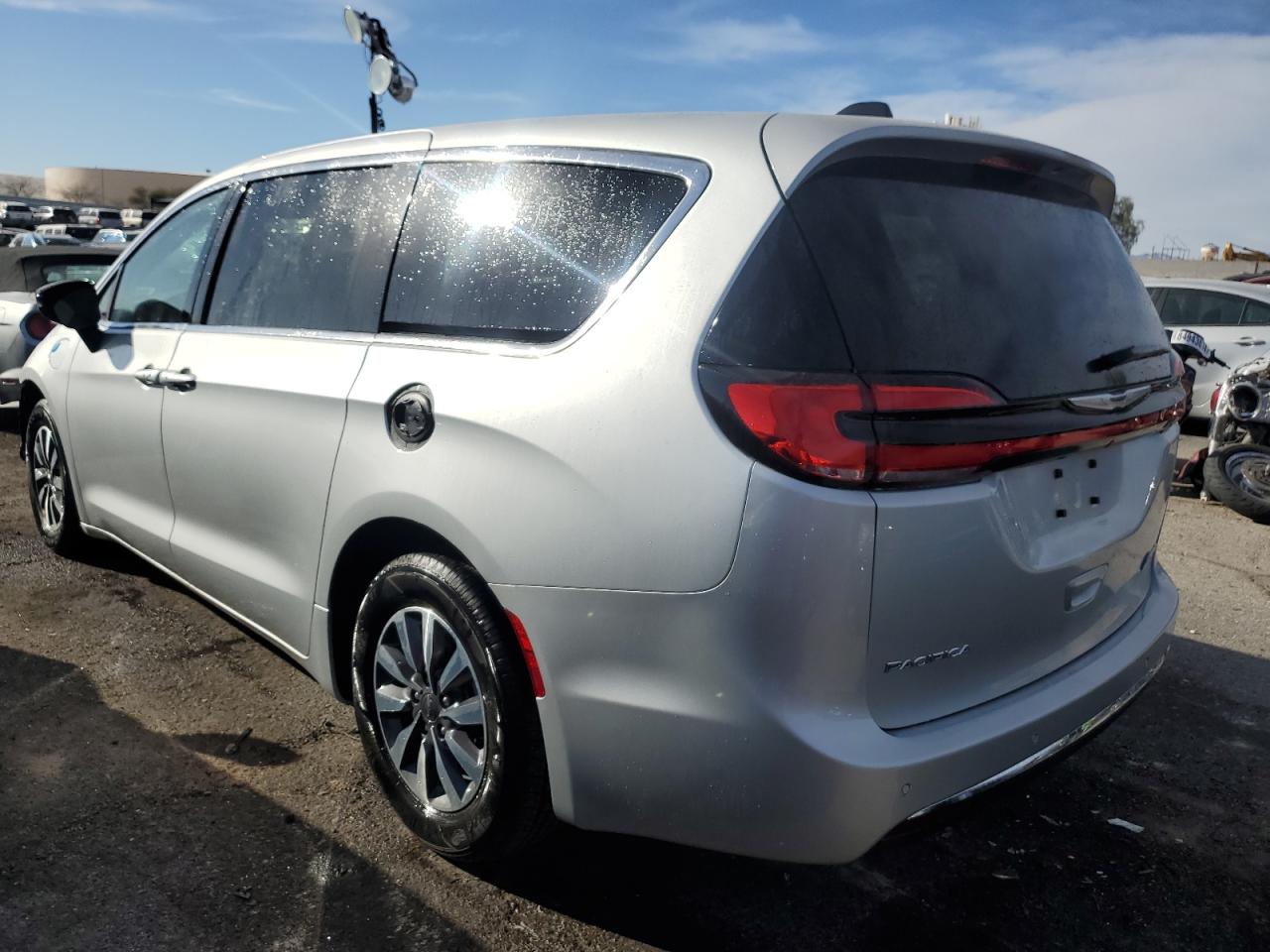 2024 Chrysler Pacifica Hybrid Select VIN: 2C4RC1S77RR144565 Lot: 85288414