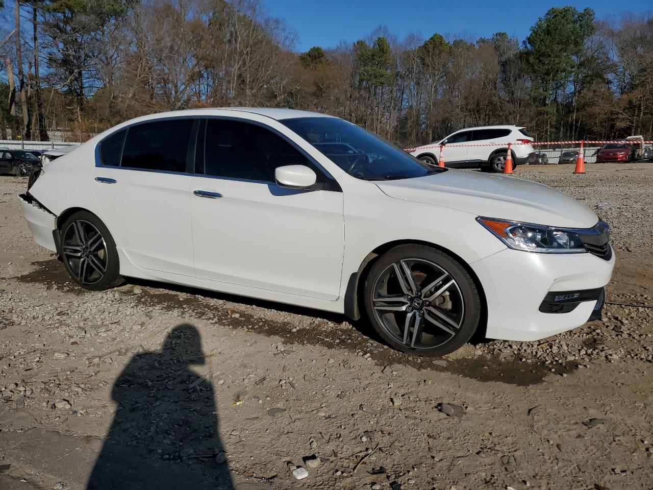 1HGCR2F51GA165725 2016 Honda Accord Sport