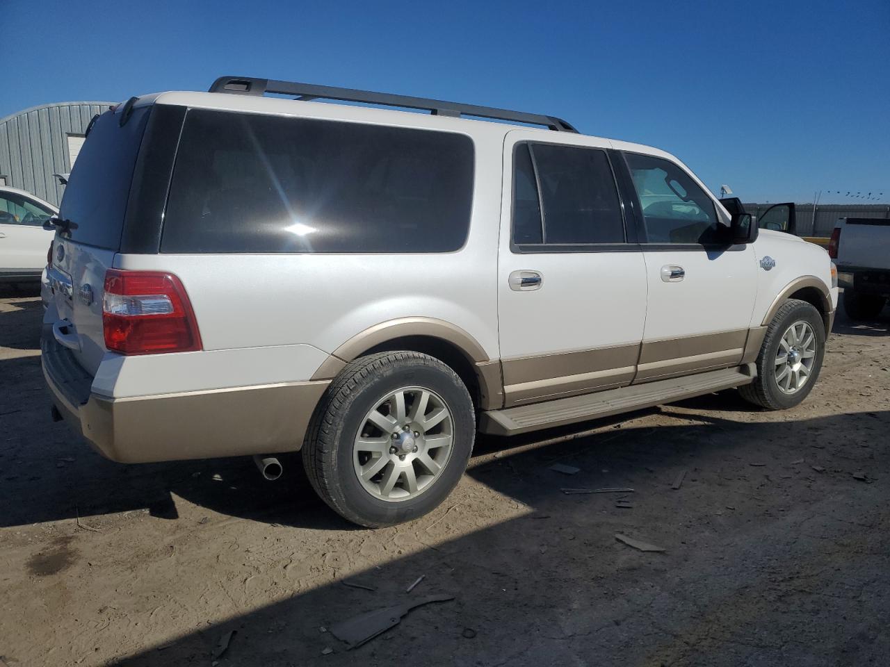 2011 Ford Expedition El Xlt VIN: 1FMJK1J50BEF11109 Lot: 83397834