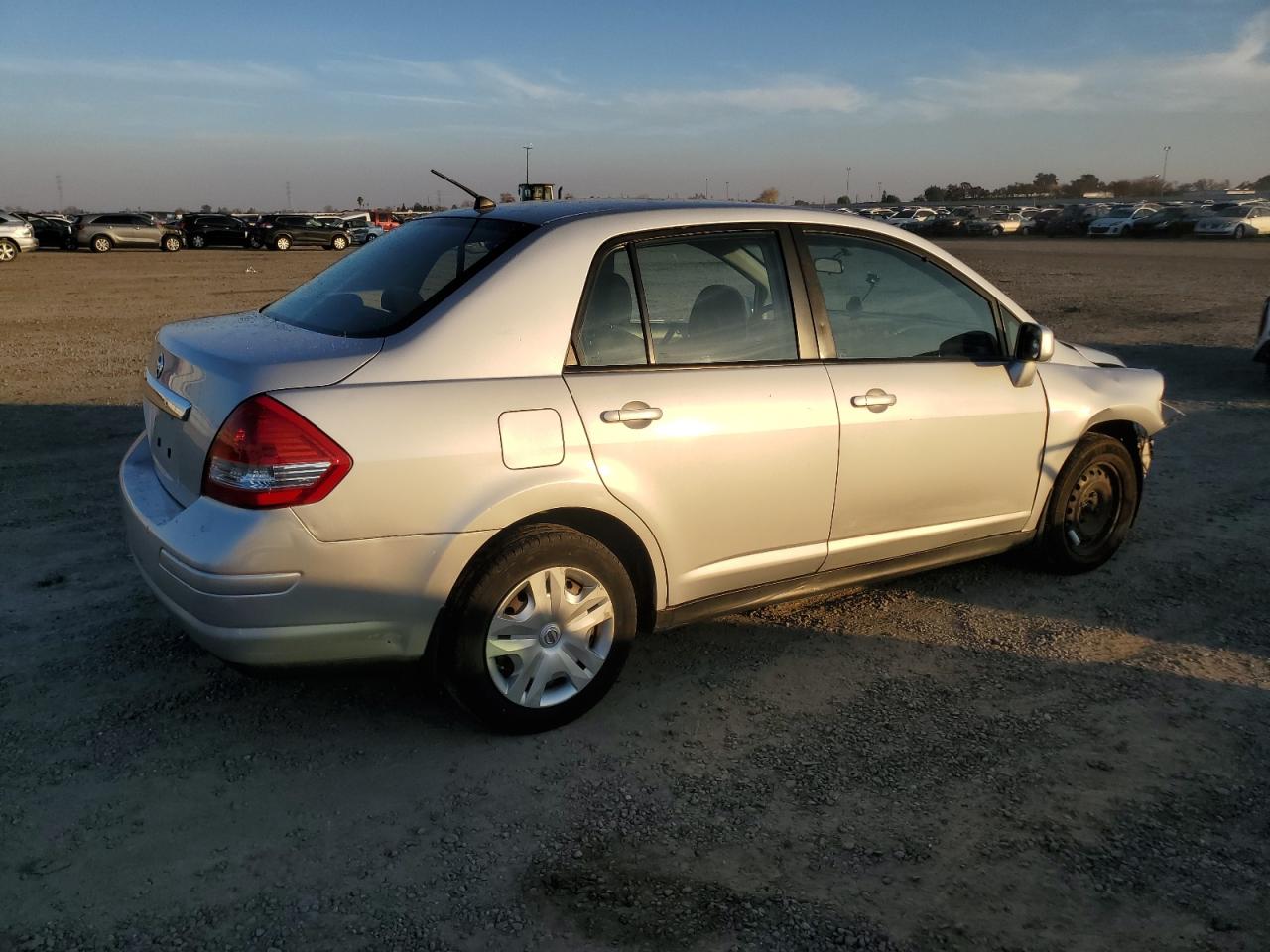 2010 Nissan Versa S VIN: 3N1BC1AP3AL404290 Lot: 83466794