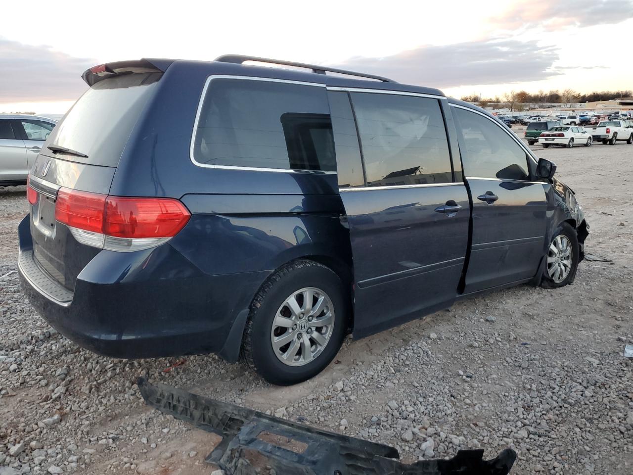 2008 Honda Odyssey Ex VIN: 5FNRL38498B087868 Lot: 84109434