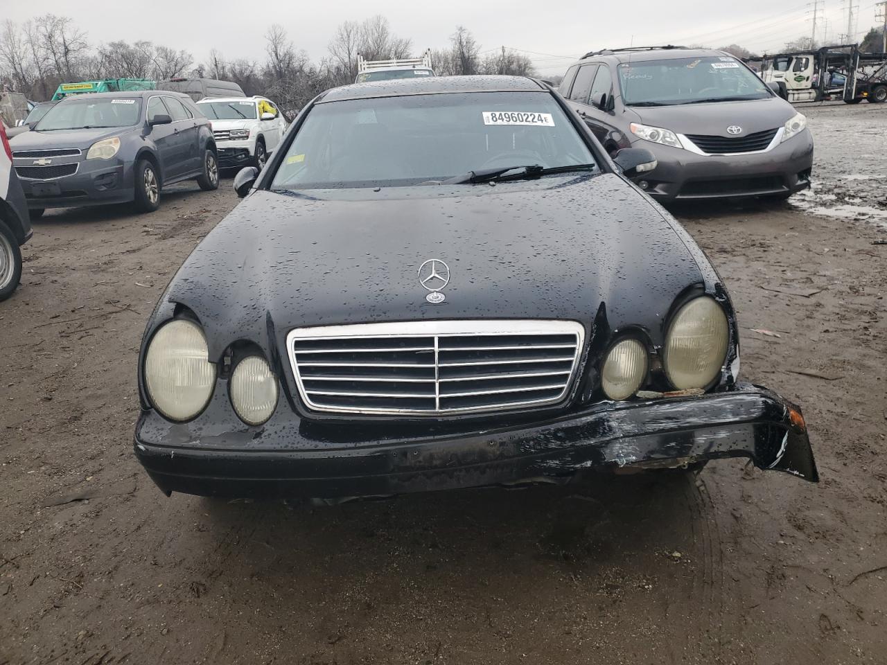 2001 Mercedes-Benz Clk 320 VIN: WDBLJ65GX1F170172 Lot: 84960224