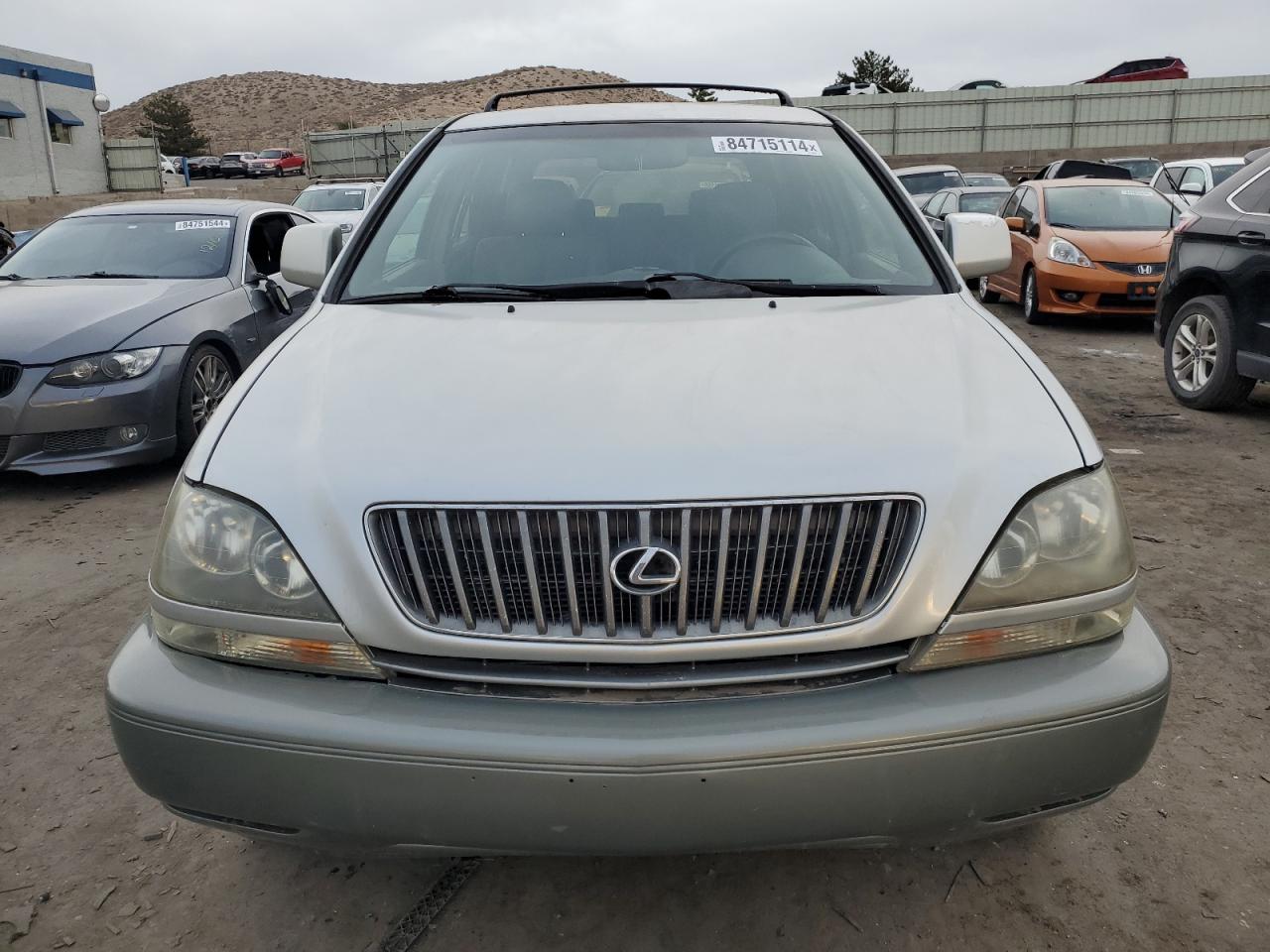 JT6HF10UXX0062758 1999 Lexus Rx 300