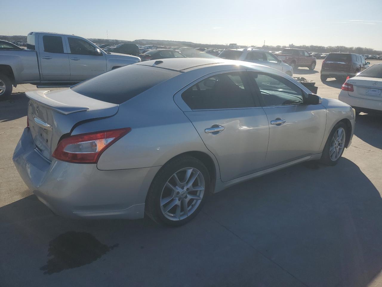 1N4AA5AP9AC875223 2010 Nissan Maxima S