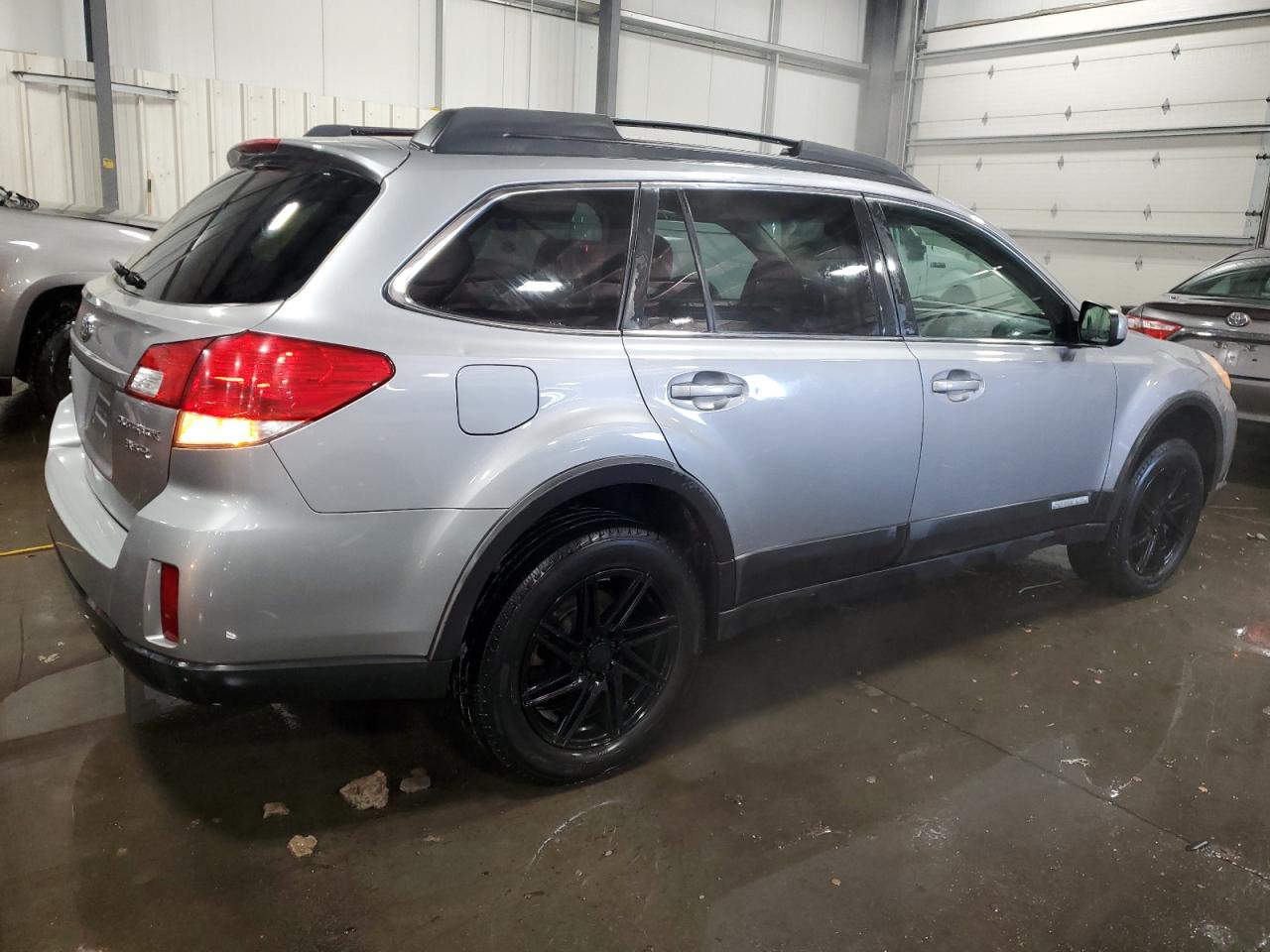 2010 Subaru Outback 3.6R Premium VIN: 4S4BREFC0A2316125 Lot: 85996264