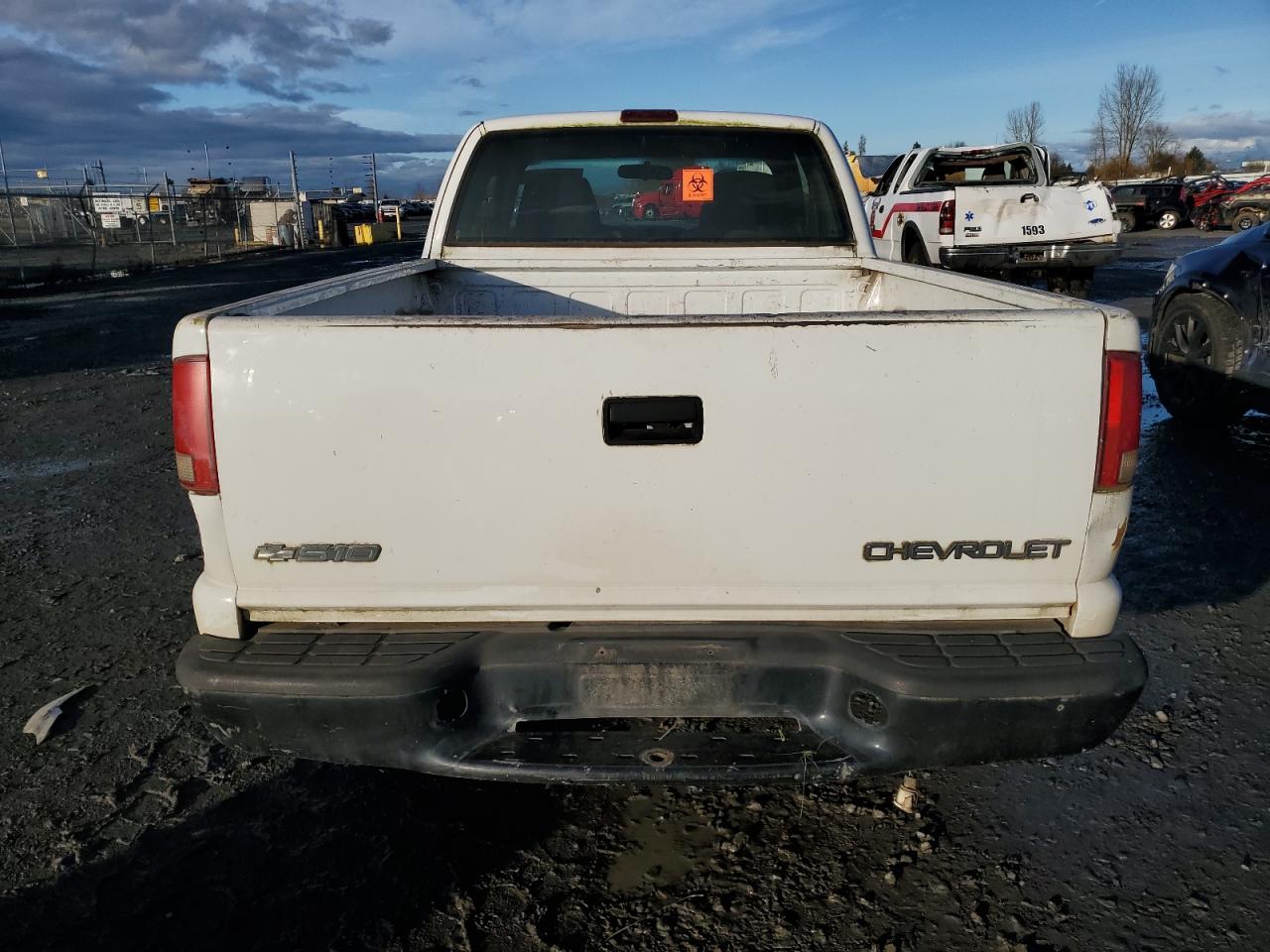 1GCCS19X238233364 2003 Chevrolet S Truck S10