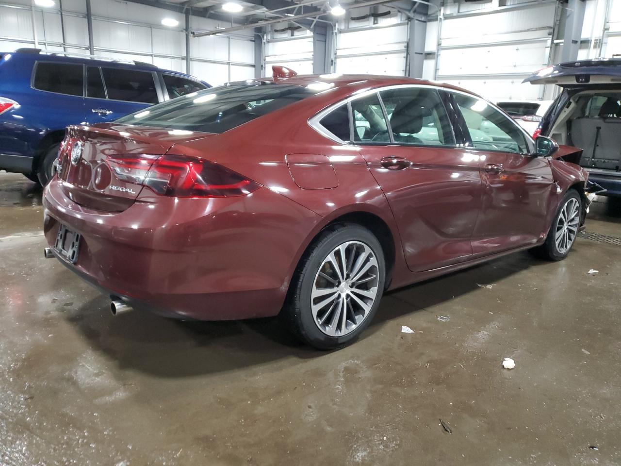 2018 Buick Regal Essence VIN: W04GP6SX5J1112001 Lot: 86882544