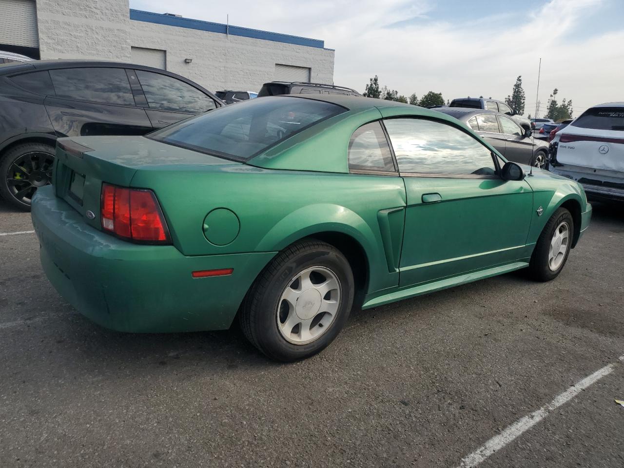 1FAFP4045XF109647 1999 Ford Mustang