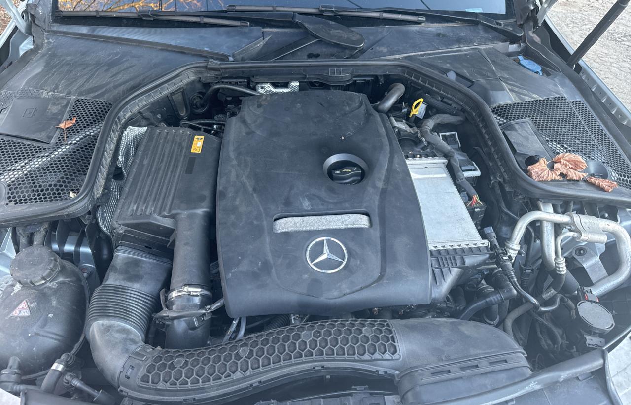 55SWF4KB3HU232005 2017 Mercedes-Benz C 300 4Matic