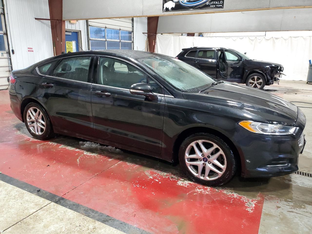 3FA6P0H77ER127249 2014 Ford Fusion Se