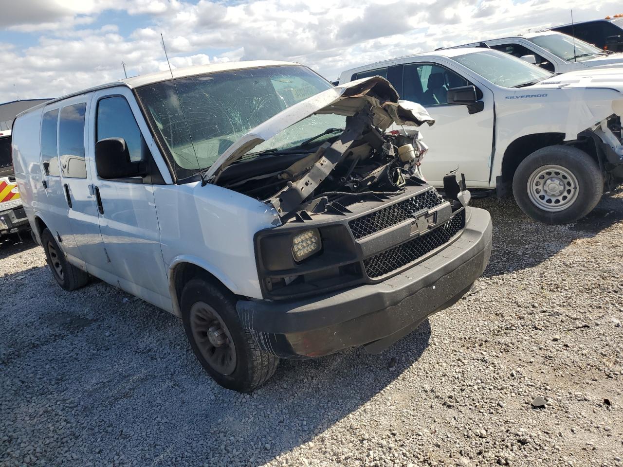 2013 Chevrolet Express G1500 VIN: 1GCSGAFX8D1115668 Lot: 83943274