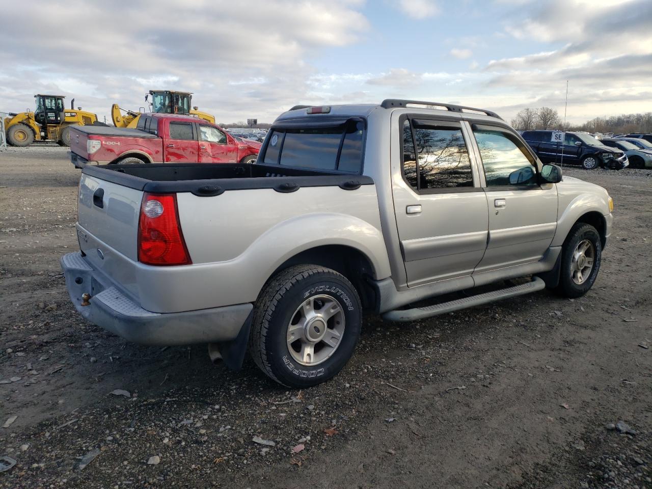 1FMZU77K74UB23395 2004 Ford Explorer Sport Trac