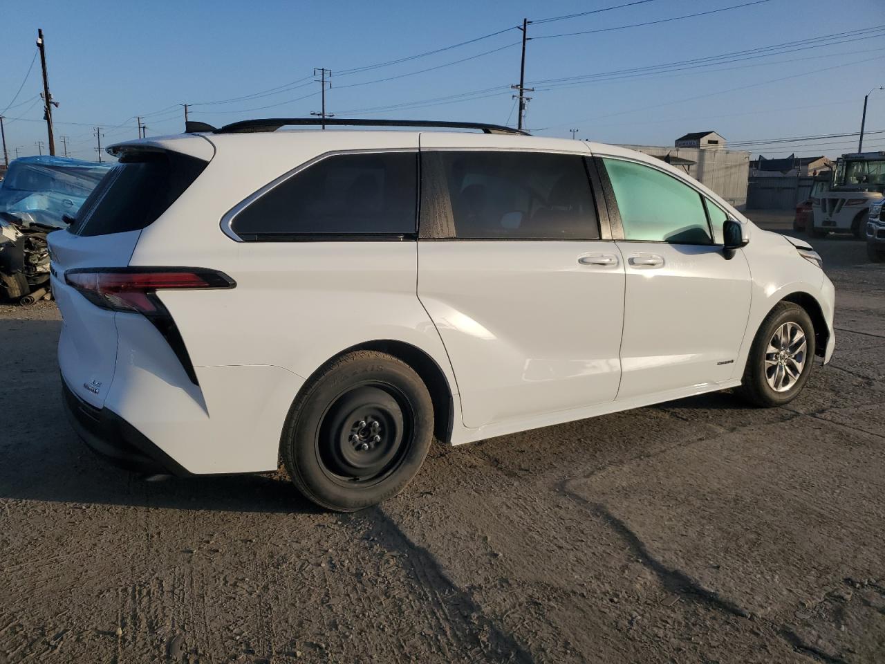 5TDBRKEC7MS014509 2021 Toyota Sienna Le