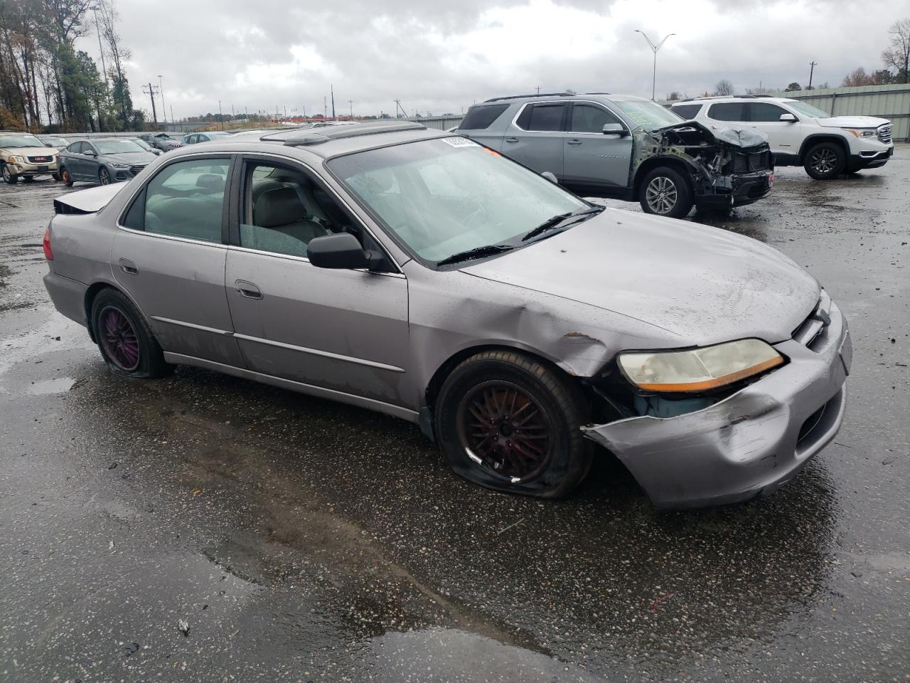 2000 Honda Accord Ex VIN: 1HGCG1658YA020215 Lot: 83531934