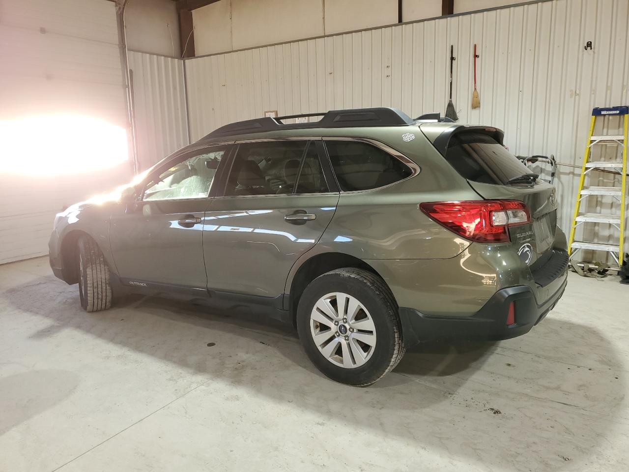 2018 Subaru Outback 2.5I Premium VIN: 4S4BSAHC1J3222260 Lot: 85947504