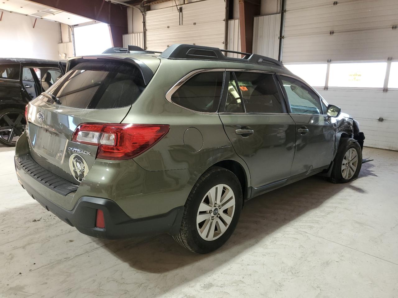 2018 Subaru Outback 2.5I Premium VIN: 4S4BSAHC1J3222260 Lot: 85947504