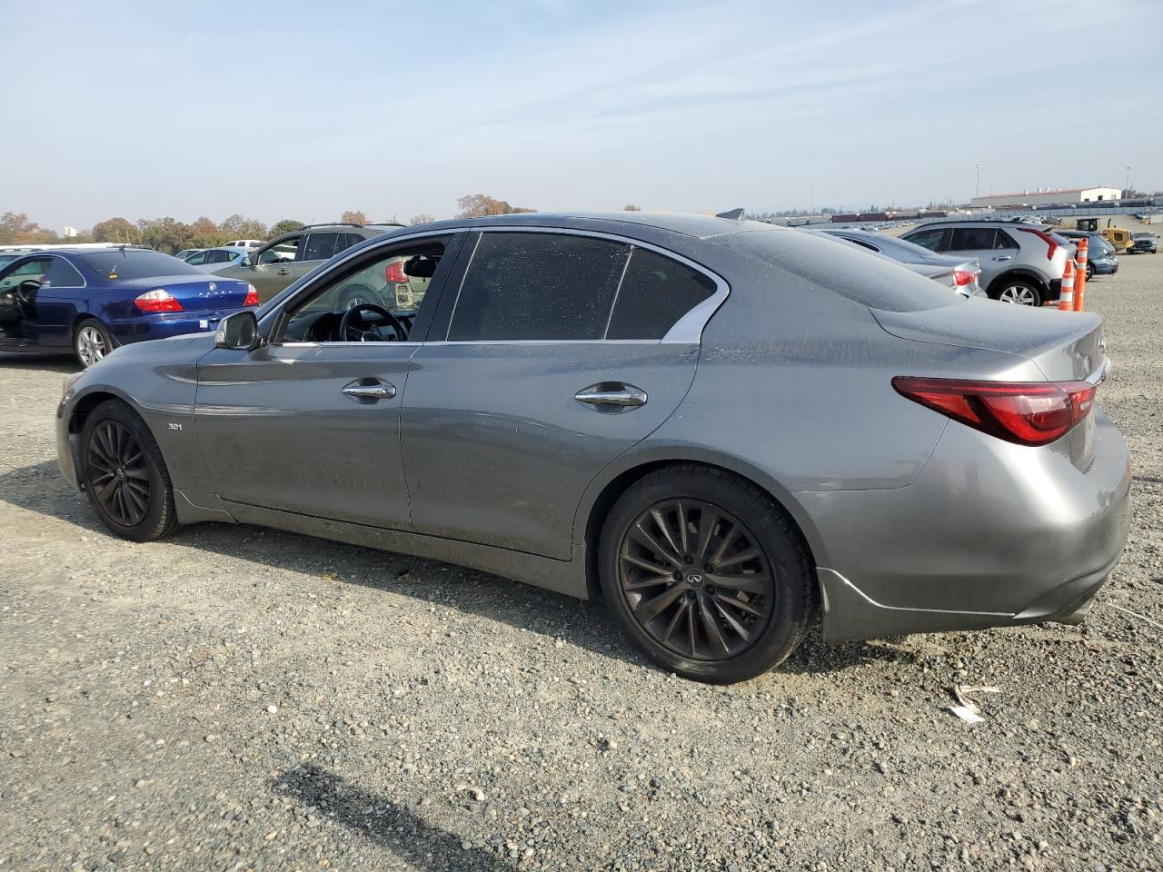 2018 Infiniti Q50 Luxe VIN: JN1EV7AP1JM365151 Lot: 83639824