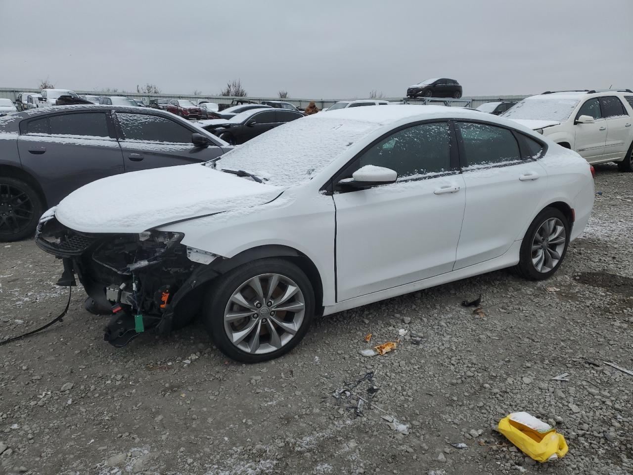 2015 Chrysler 200 S VIN: 1C3CCCBG2FN514867 Lot: 83029584