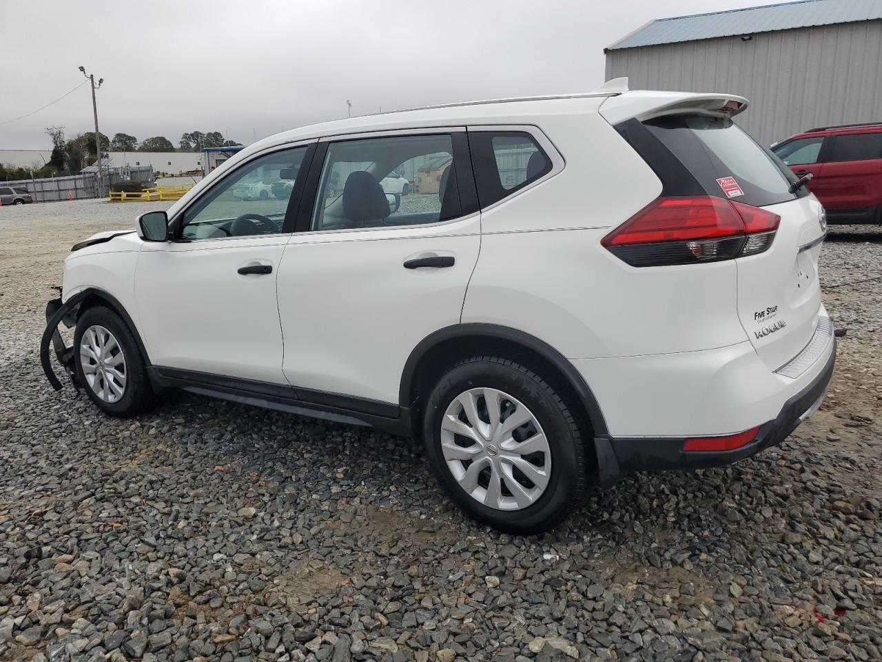 2017 Nissan Rogue S VIN: JN8AT2MTXHW135298 Lot: 85581164